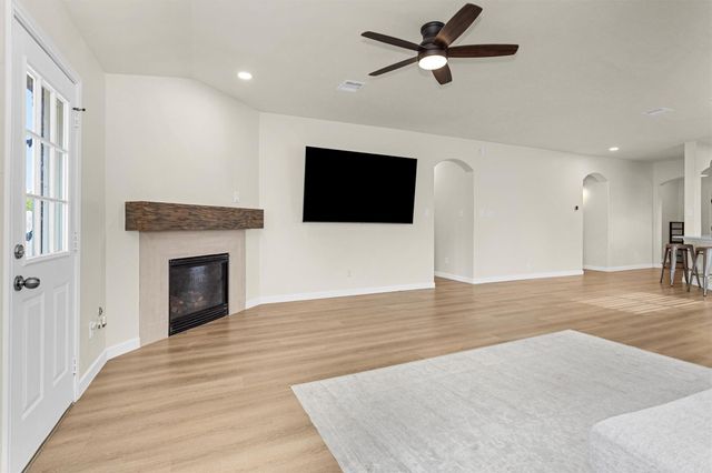 30315 Legacy Pines Drive, Spring, TX 77386