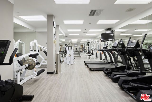 10430 Wilshire Boulevard 202, Los Angeles, CA 90024