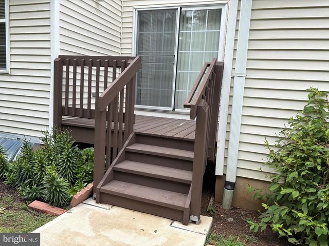 17 TAFT CT, Princeton, NJ 08540