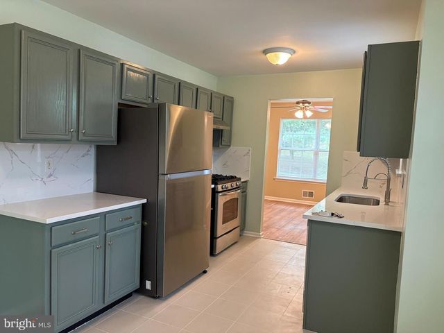 17 TAFT CT, Princeton, NJ 08540