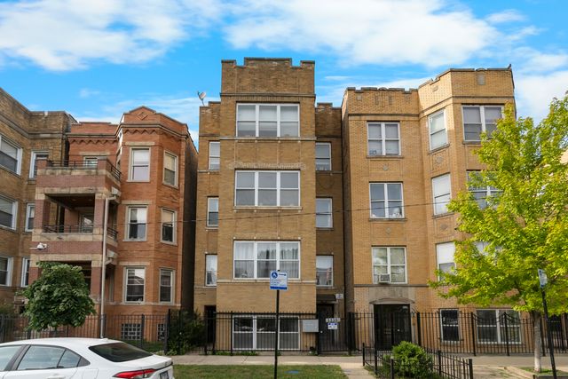 3336 W potomac Avenue G, Chicago, IL 60651