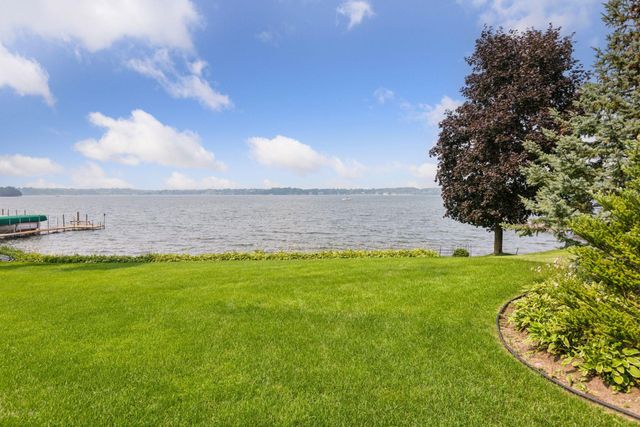 17870 Breezy Point Road, Wayzata, MN 55391