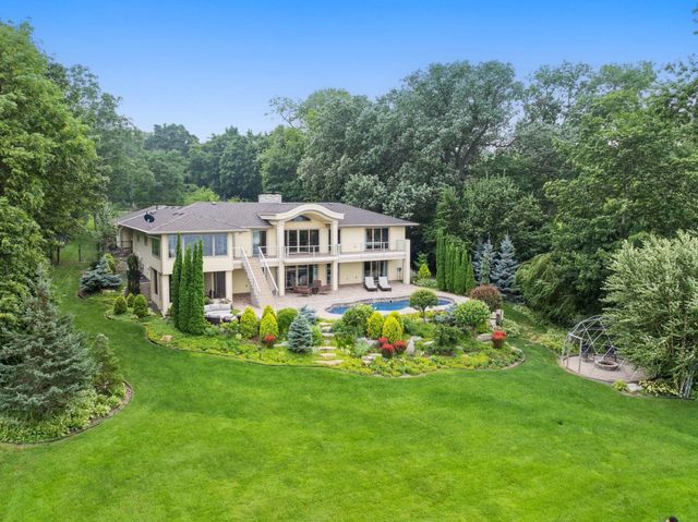 17870 Breezy Point Road, Wayzata, MN 55391
