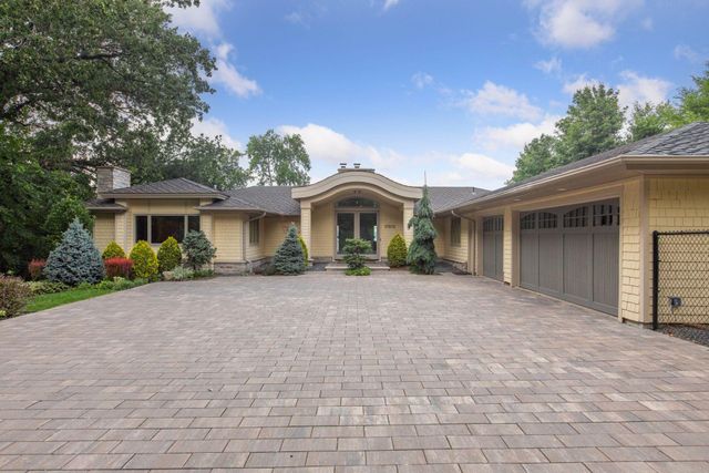 17870 Breezy Point Road, Wayzata, MN 55391
