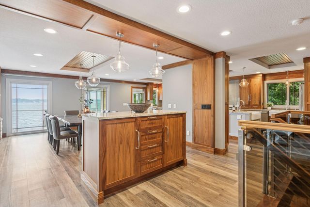 17870 Breezy Point Road, Wayzata, MN 55391