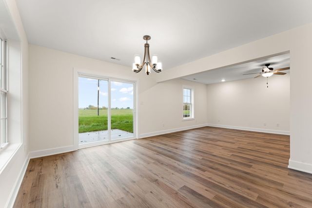 9561 Luebcke Lane, Crown Point, IN 46307