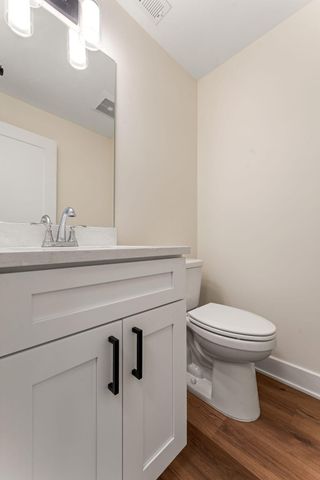 9561 Luebcke Lane, Crown Point, IN 46307