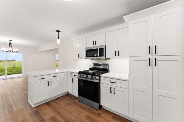 9561 Luebcke Lane, Crown Point, IN 46307