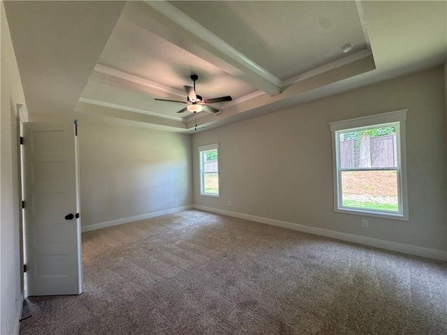200 Rosewood Park Drive, Hoschton, GA 30548