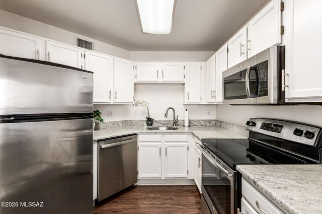 6655 N Canyon Crest Dr Unit 11166, Tucson, AZ 85750