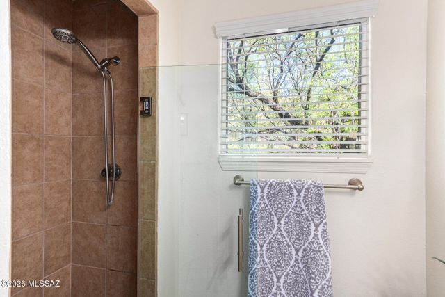 6655 N Canyon Crest Dr Unit 11166, Tucson, AZ 85750