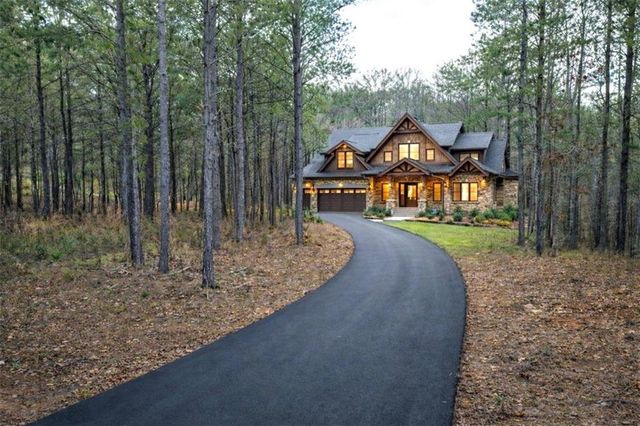 2834 Twisted Oak Road, Ellijay, GA 30536