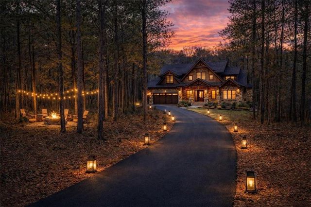 2834 Twisted Oak Road, Ellijay, GA 30536