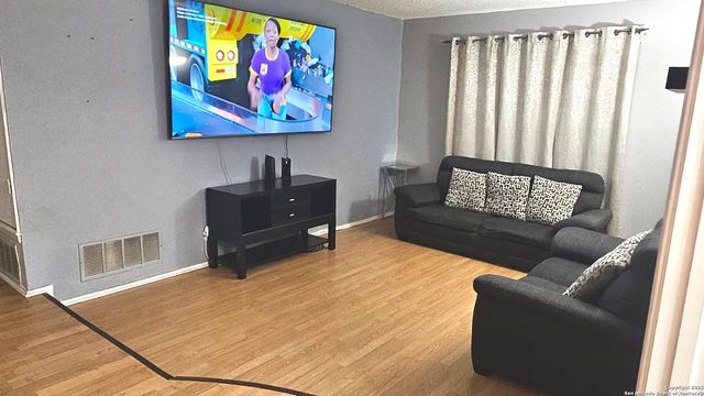 4819 BILL ANDERS, Kirby, TX 78219