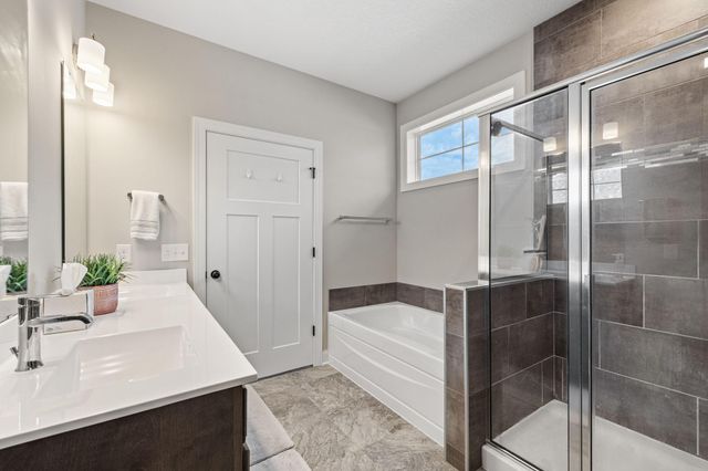 9062 7th Street N, Lake Elmo, MN 55042
