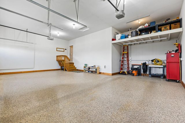 9062 7th Street N, Lake Elmo, MN 55042