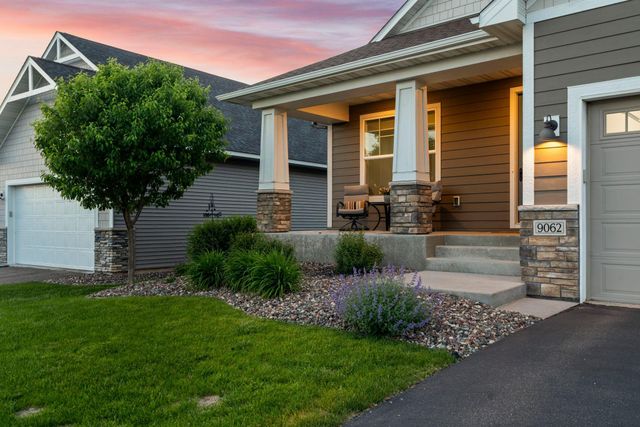 9062 7th Street N, Lake Elmo, MN 55042