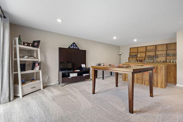 9062 7th Street N, Lake Elmo, MN 55042