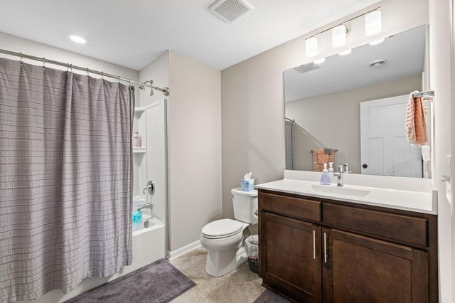 9062 7th Street N, Lake Elmo, MN 55042