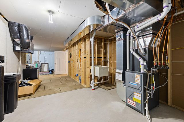 9062 7th Street N, Lake Elmo, MN 55042