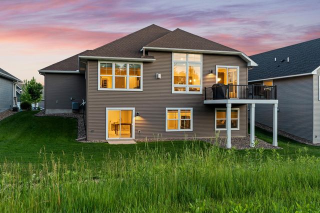 9062 7th Street N, Lake Elmo, MN 55042