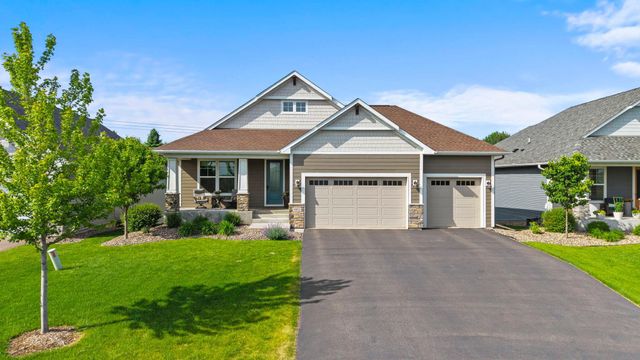 9062 7th Street N, Lake Elmo, MN 55042