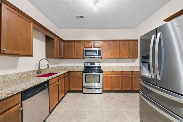 955 City Park Drive, Mcdonough, GA 30252