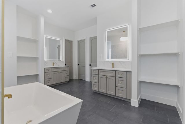 1203 Ada St, New Waverly, TX 77358