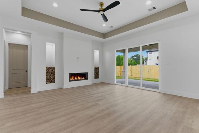 1203 Ada St, New Waverly, TX 77358