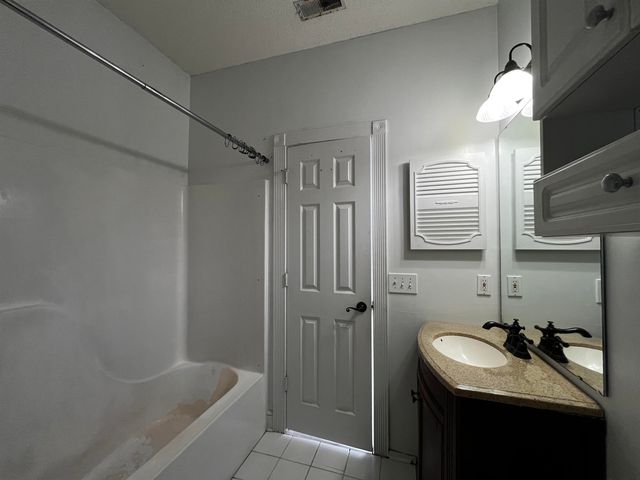 4725 Wild Iris Dr Apt 305, Myrtle Beach, SC 29577
