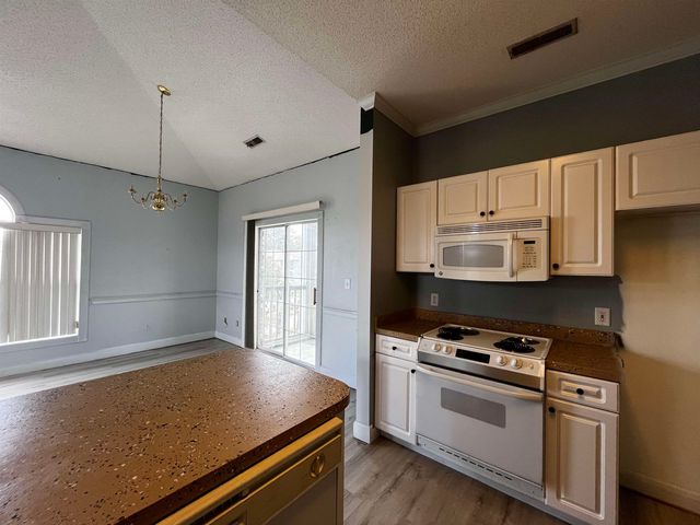 4725 Wild Iris Dr Apt 305, Myrtle Beach, SC 29577