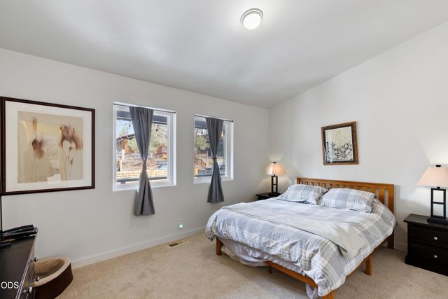 1223 NW Fresno Avenue, Bend, OR 97703