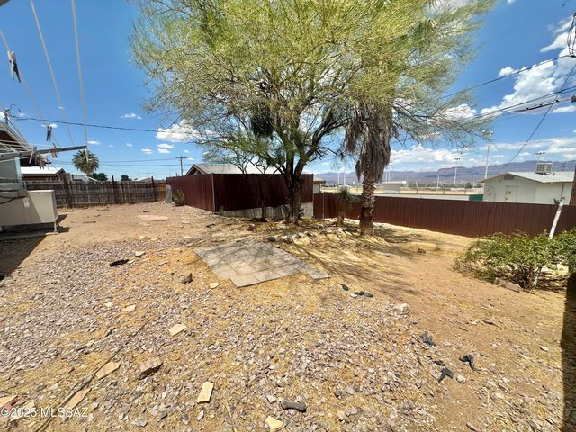 110 N Park Place, San Manuel, AZ 85631