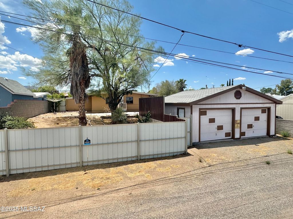 110 N Park Place, San Manuel, AZ 85631