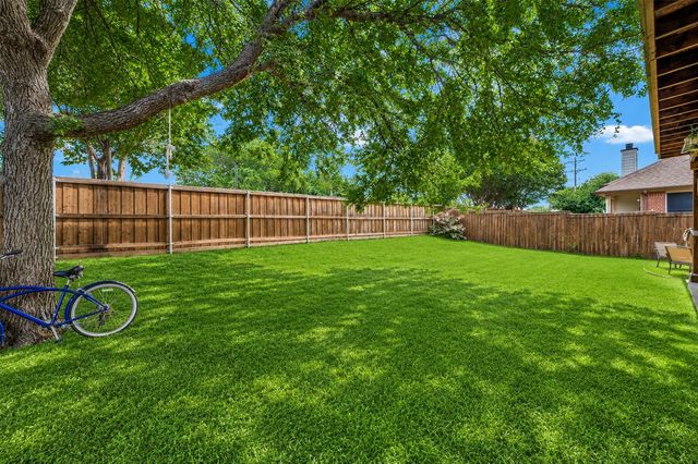 2617 Cowboy Trail, Little Elm, TX 75068