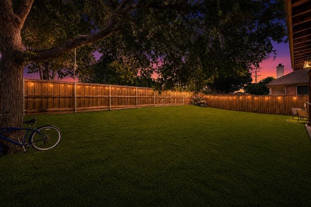 2617 Cowboy Trail, Little Elm, TX 75068