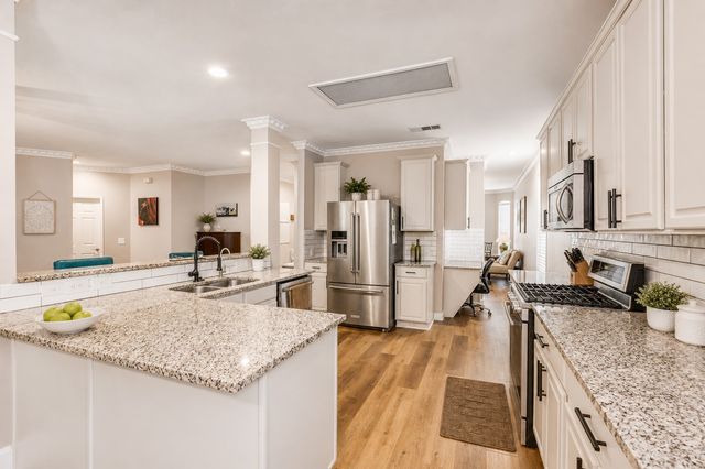 2617 Cowboy Trail, Little Elm, TX 75068