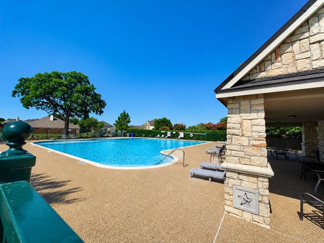2617 Cowboy Trail, Little Elm, TX 75068