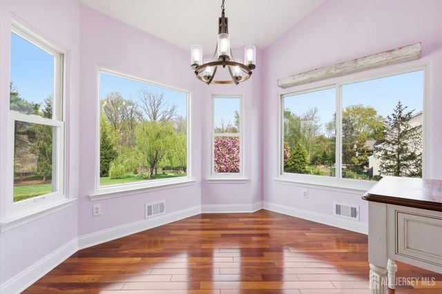 6 Deerfield Drive, Monroe, NJ 08831