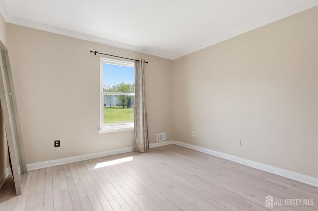 6 Deerfield Drive, Monroe, NJ 08831