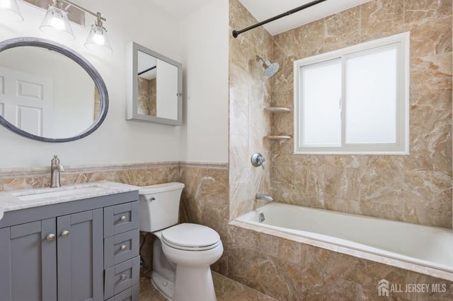 6 Deerfield Drive, Monroe, NJ 08831