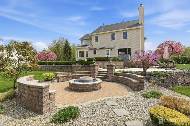 6 Deerfield Drive, Monroe, NJ 08831