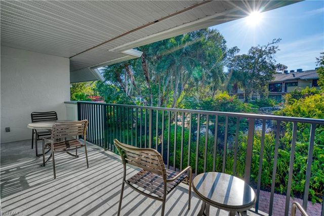 600 Neapolitan WAY 223, Naples, FL 34103