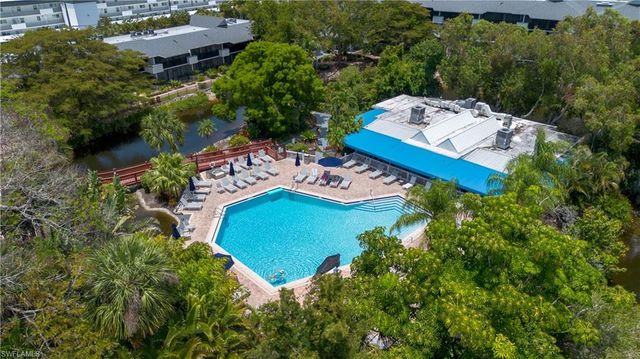 600 Neapolitan WAY 223, Naples, FL 34103