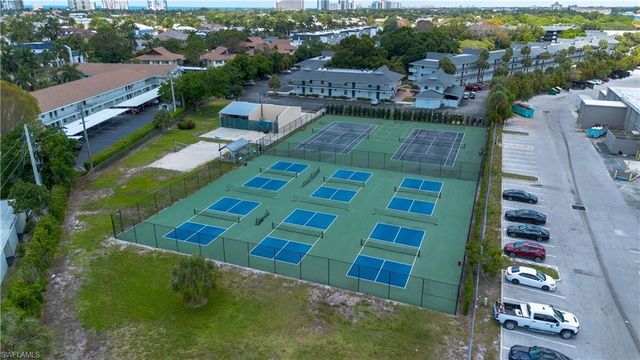 600 Neapolitan WAY 223, Naples, FL 34103