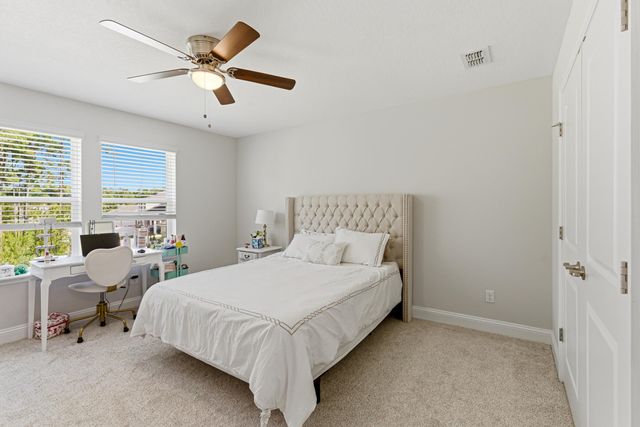 80 Walnut Glen Ct, St Johns, FL 32259
