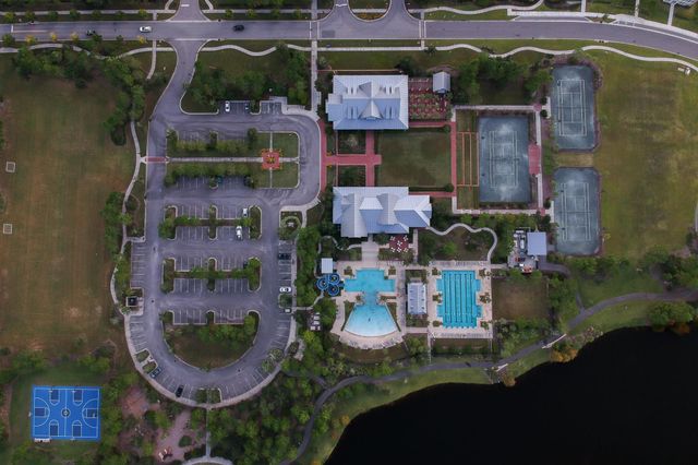 80 Walnut Glen Ct, St Johns, FL 32259