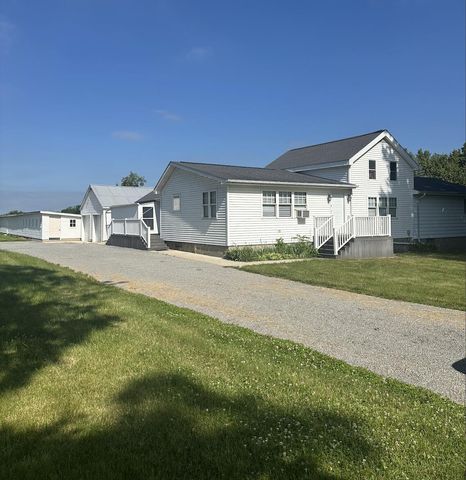 7360 S Tripp, Osseo, MI 49266