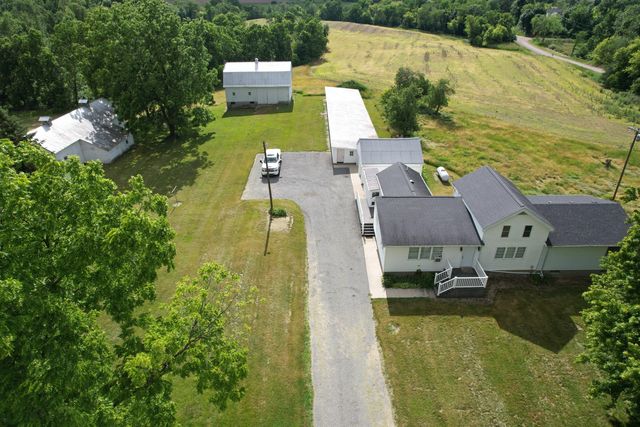 7360 S Tripp, Osseo, MI 49266