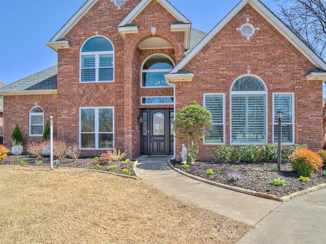 2105 Wyckham Place, Norman, OK 73072